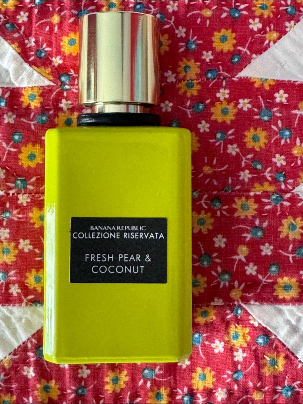 Banana Republic fresh pear and coconut perfume